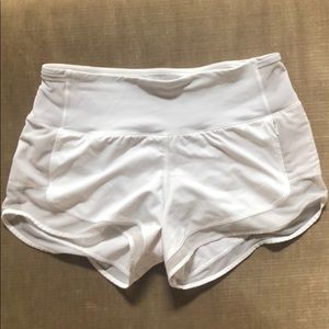 White lululemon shorts